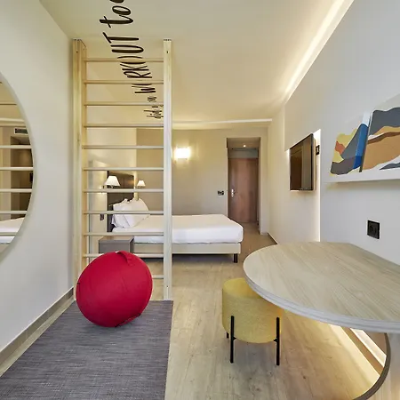 Park Casimiro Hotel 4*